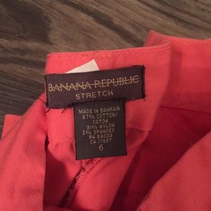 Banana Republic Strech capris Peach 🍑 color